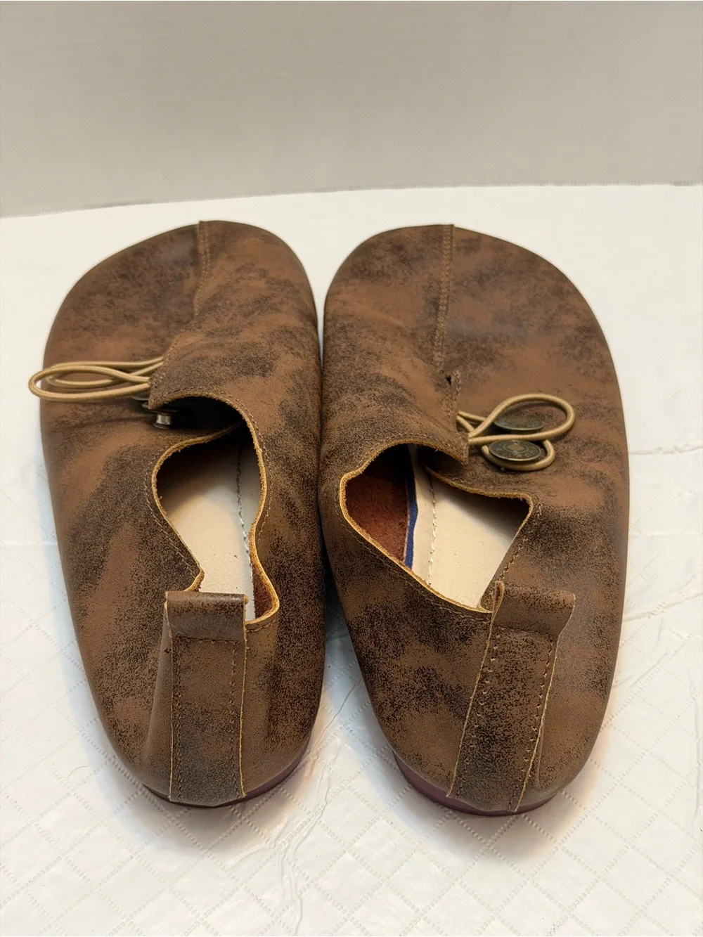 Brown Slip-On Ballet Flats Elastic Lace Detail Minimal Size 9 Like New - Picture 2 of 5